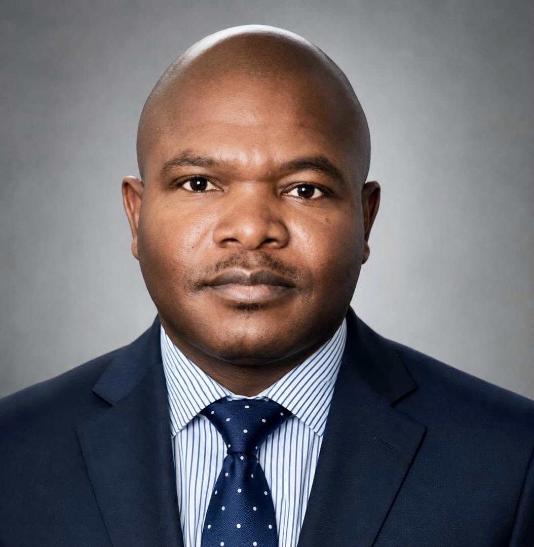 Dr Babatunde Alayande